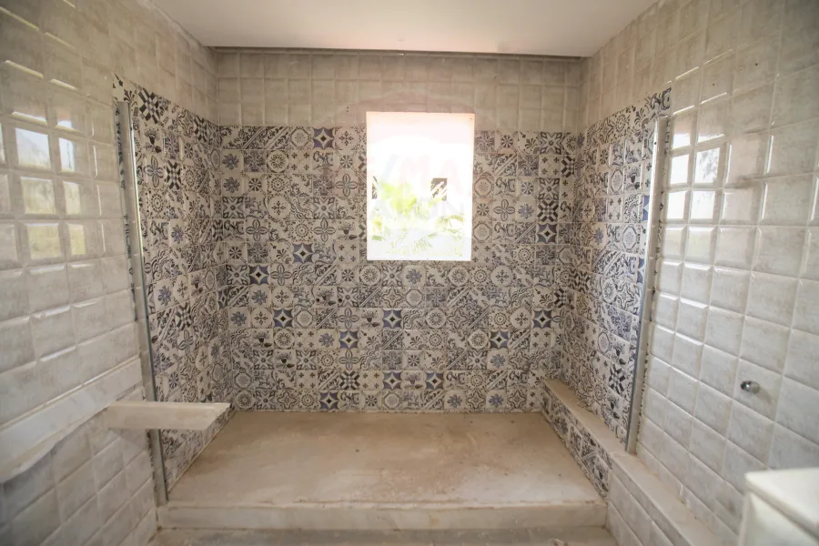 فيلا توين هاوس للبيع 419 م كينج مريوط (كومباوند اليكس ويست - فيو البحيرة)