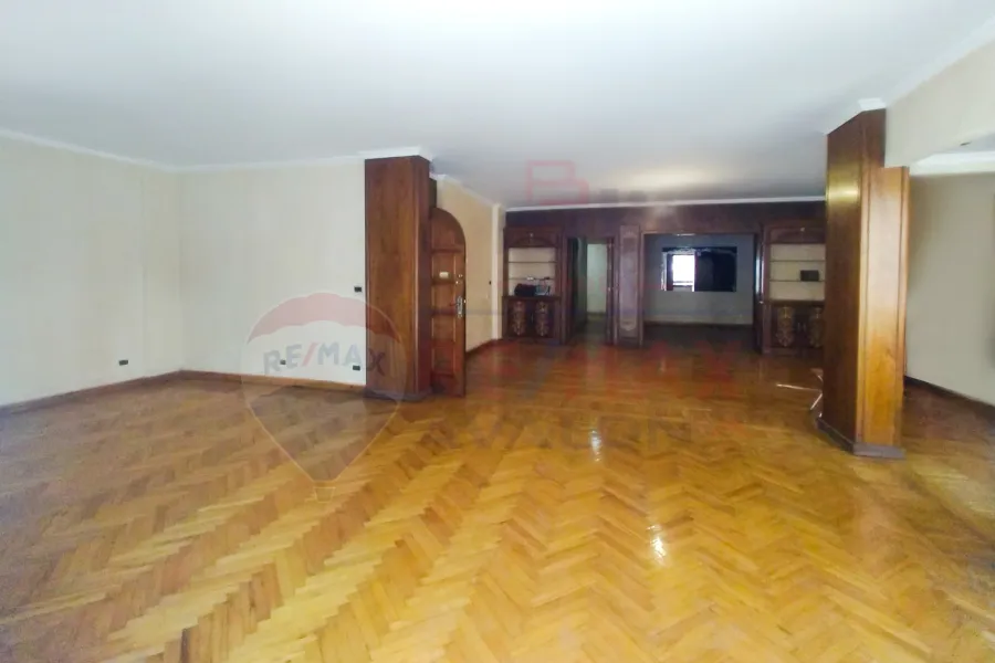 شقة للبيع 200 م مصطفى كامل (ش كيروسيز مول)