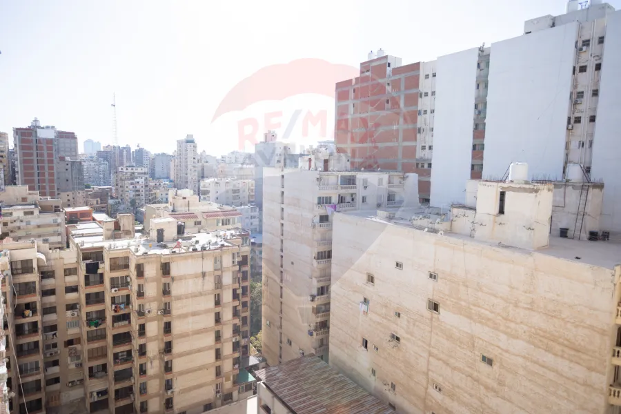 شقة للبيع 155 م جناكليس (ش مرتضي باشا)