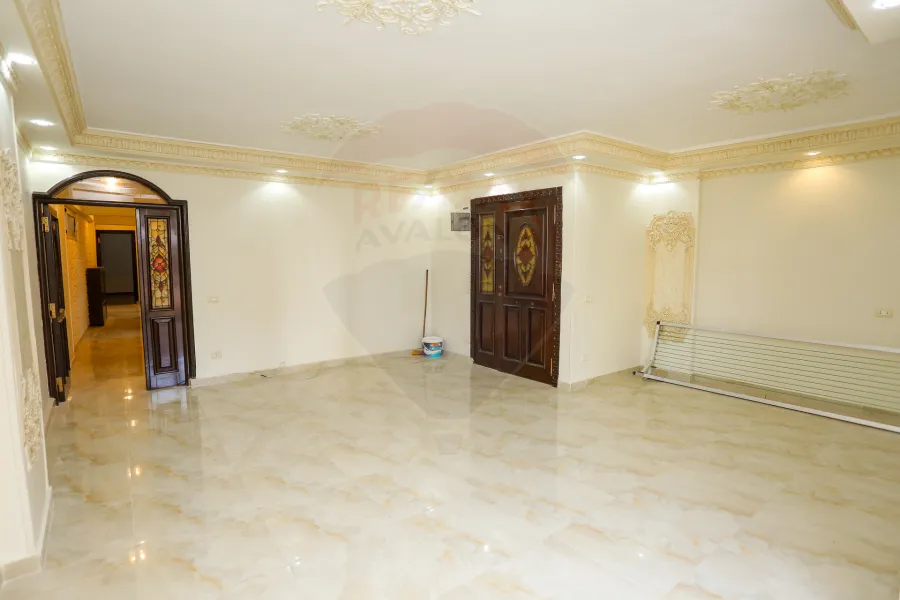 Apartment for sale 155 m Sidi Gaber (Branched from Al-moshier st)