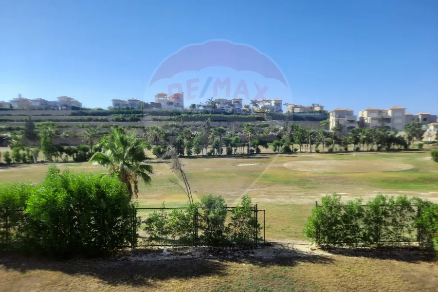 شقة للبيع 184 م (اليكس ويست) علي النادي مباشرة