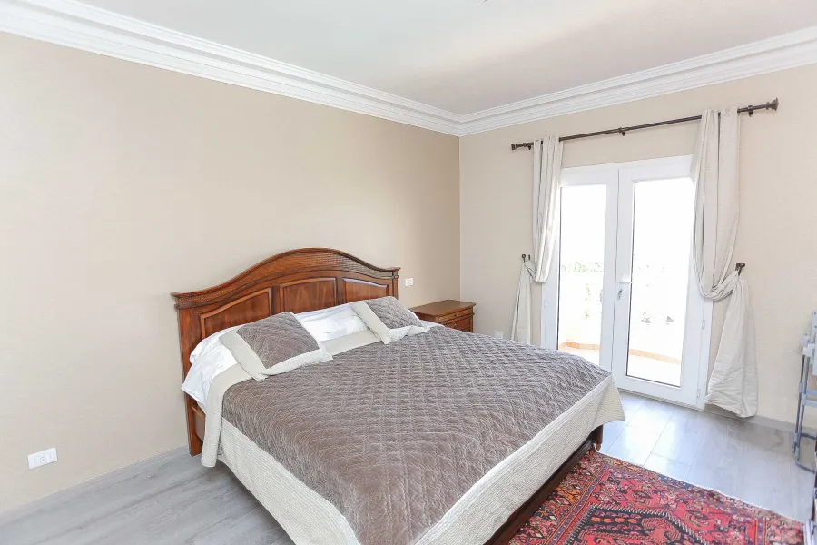 فيلا مستقلة للبيع 627 م بكينج مريوط  (بكومباوند العروبة)