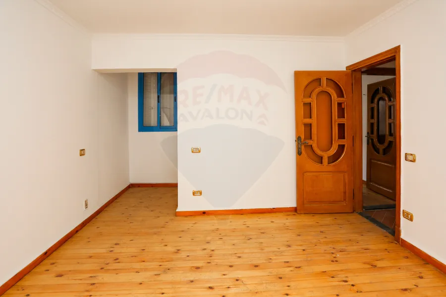 شقة للايجار 100 م صافي سموحة (طريق 14 مايو - ابراج السرايا)