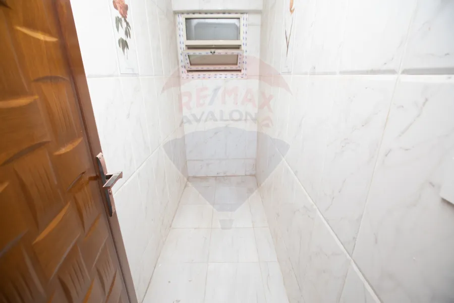 شقة للبيع 240 م مصطفى كامل (على الترام مباشرة) - أول سكن - شقة ناصية