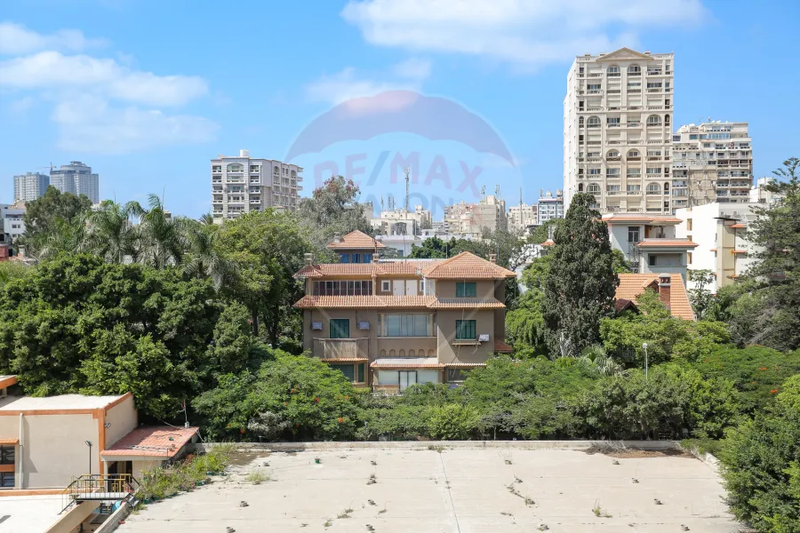 Apartment for sale 400 m Kafr Abdo (steps from al lemby garden)