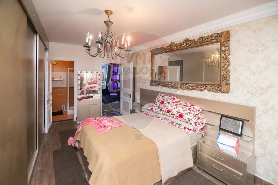 دوبليكس للبيع 245 م سموحة (أبراج الوطنية)