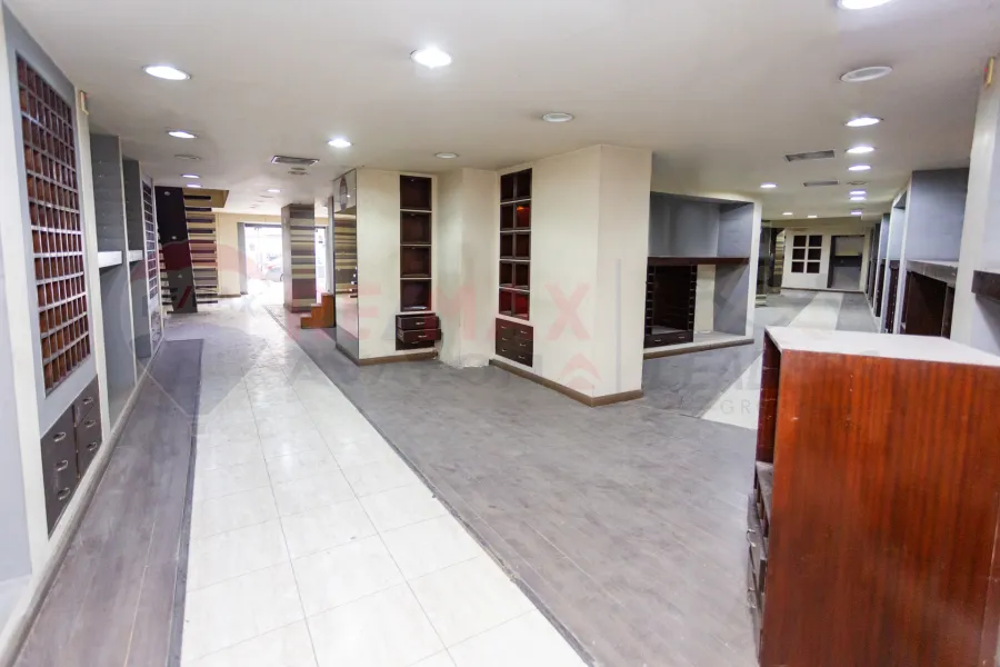 Shop + Mizzane for rent 465 m Sidi Gaber (Abu Qir St.)