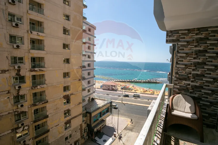 شقة للبيع 150 م العصافرة بحري (بجوار فندق الورده البيضاء)