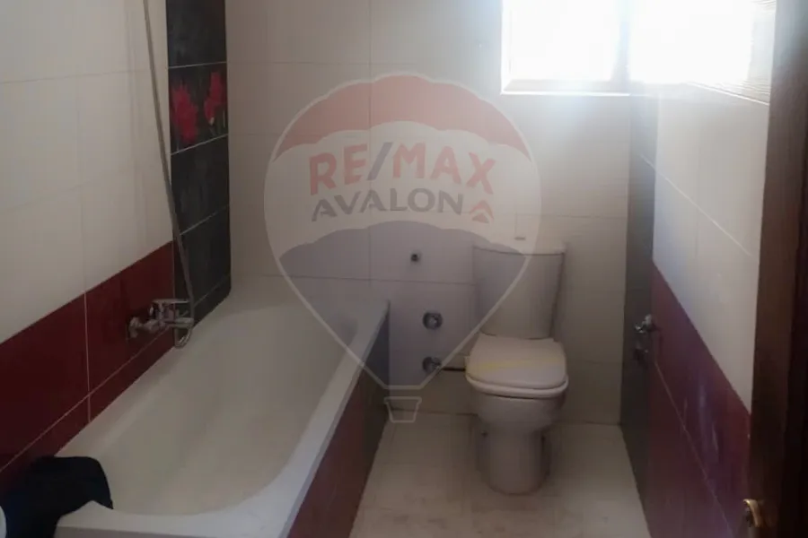 Apartment For rent 200 m Lauran (Sarhank St.)