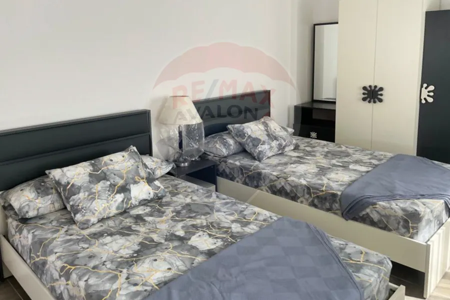 فيلا للبيع الساحل (مارسيليا بيتش 4)