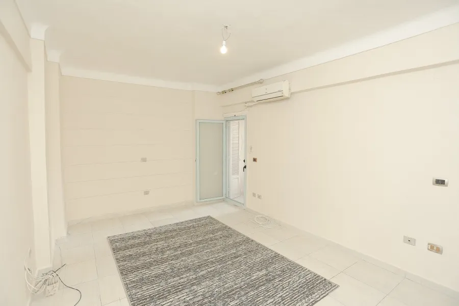 شقة للبيع 180م سابا باشا - بين الترام و ش أبو قير