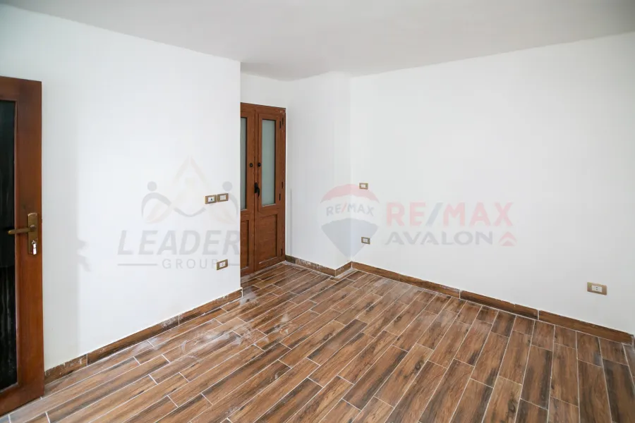 Administrative headquarters for rent 200 m Roushdy (Abu Qir St.)