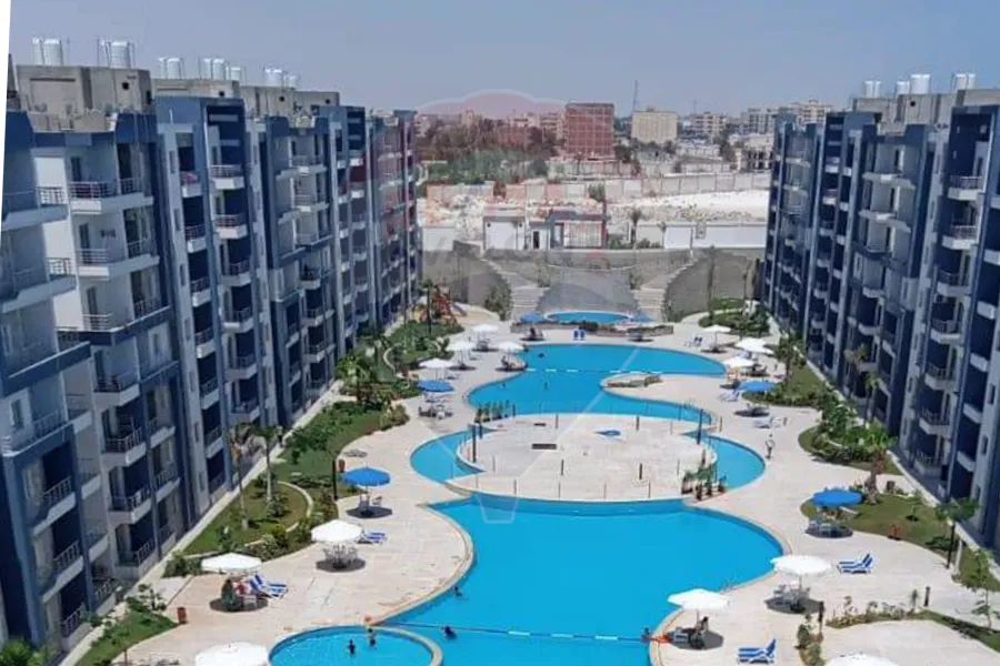 شاليه للبيع الساحل (قرية رو مارينا - أمام مارينا 5)