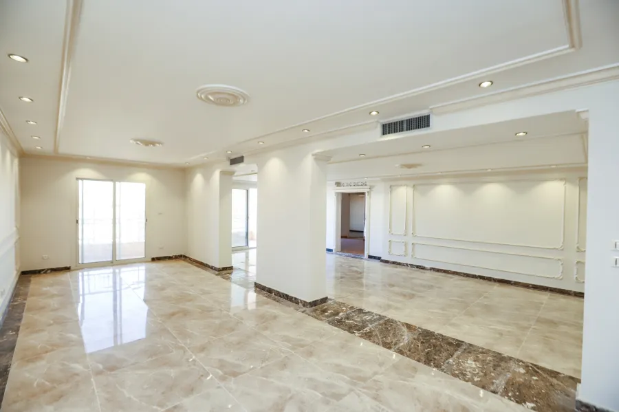 شقة للبيع 297 م الشاطبي (امام حديقة الشلالات)