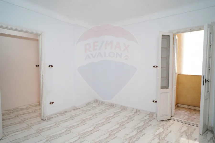 شقة للبيع 145 م سيدي جابر (على الترام)