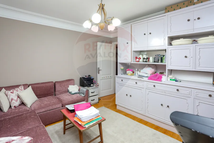 شقة للبيع 255 م سموحة (ش كمال الدين صلاح)