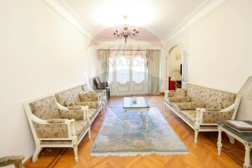 شقة للبيع 205 م لوران (خطوات من البحر)