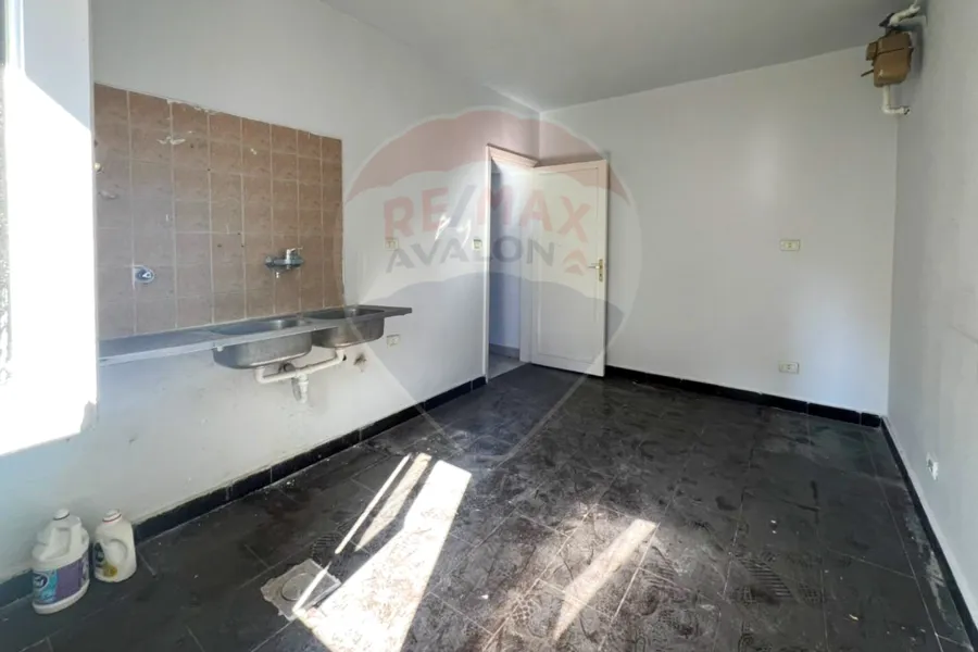 Apartment for sale 120 m Rushdi (Al Moaaskar Al Romani)
