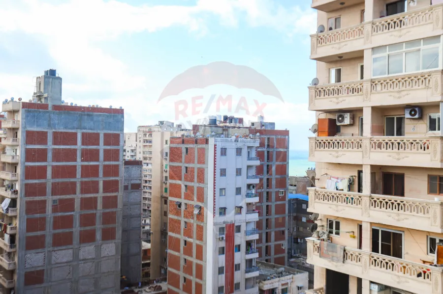 Apartment for sale 150 m Sidi Beshr (Steps from khaled ibn el waleed St.)