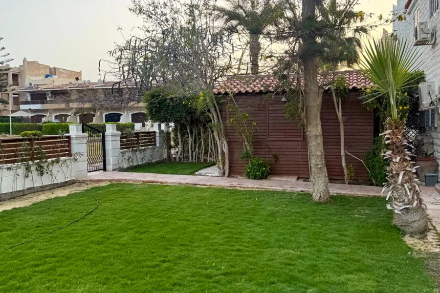 فيلا ستاند الون للبيع (مارينا 2) 510 م