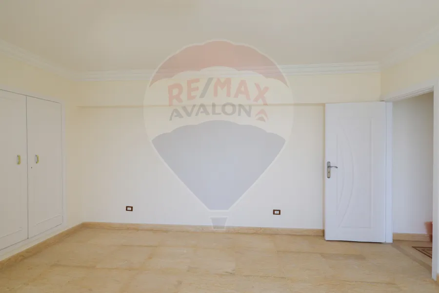 Apartment for sale 127 m Miami (Directly on the sea)