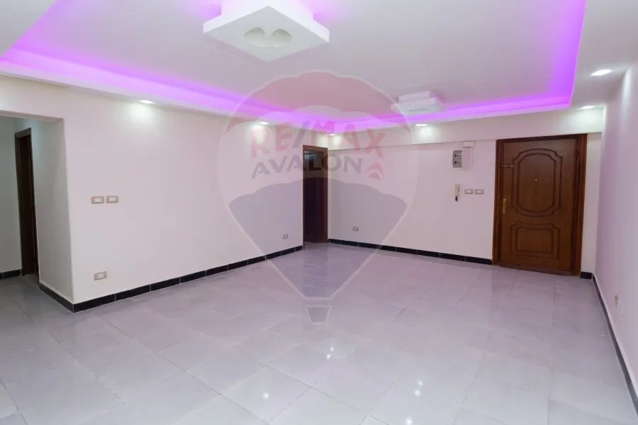 Apartment for sale 135 m Smouha (Victor Emanuel Square St.)