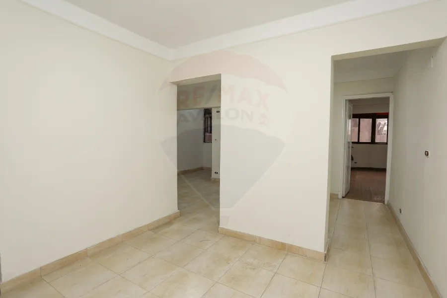 شقة للايجار 85 م سموحة (ميدان فيكتور عمانويل)