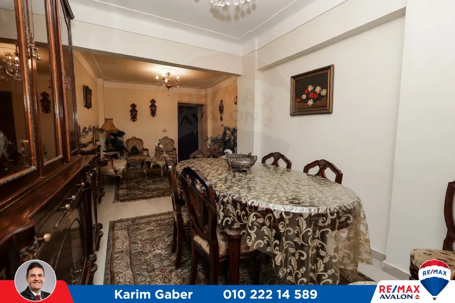 شقة للبيع 100م سموحة (خطوات من مول زهران)