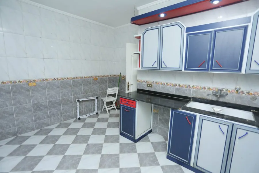 Apartment For Rent 205m Laurent (Behind Mansour Palace)