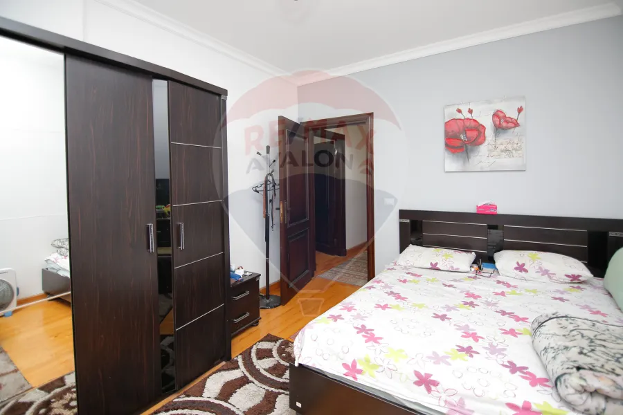 Apartment for sale 217 m Louran (Abdel Salam Aref St. - Brand Building)