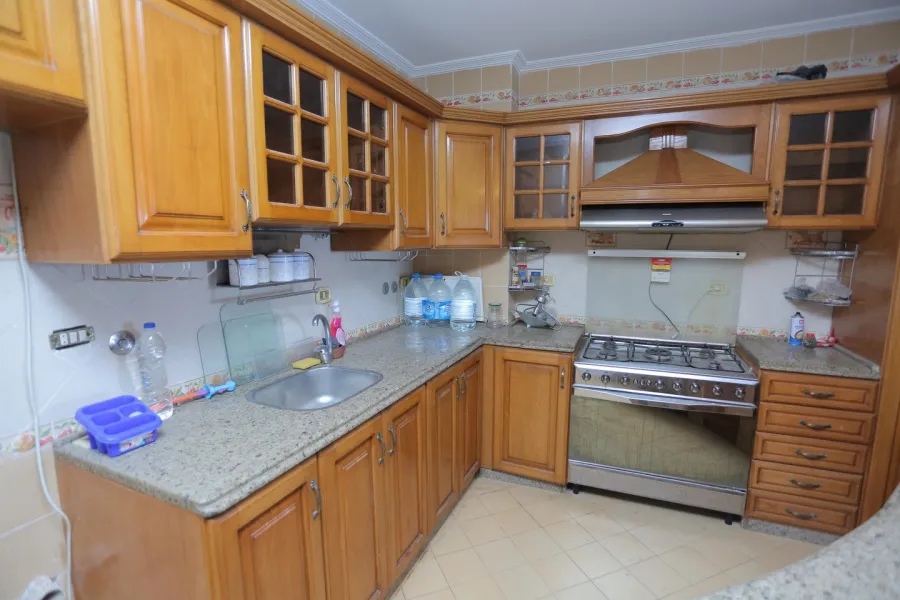 Apartment for sale 225m Saraya(Korneish Road)