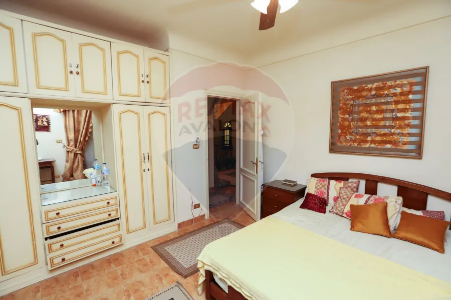 ڤيلا مسجلة شهر عقاري للبيع 1,200م كينج مريوط (بجوار فندق افريكانا)ڤيلا مسجلة شهر عقاري للبيع 1,200م كينج مريوط (بجوار فندق افريكانا)