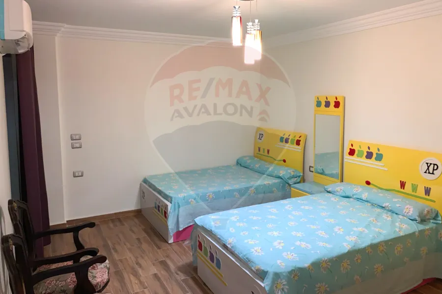 شقة للايجار المفروش 220 م سموحة (ش فوزي معاذ)