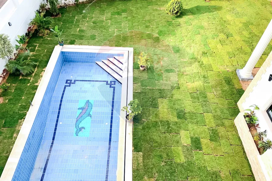 فيلا للبيع 750 م كينج مريوط (خلف واحه خطاب)