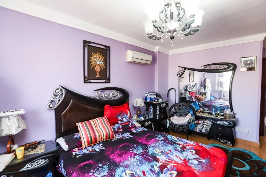 شقة للبيع 160م محرم بيك