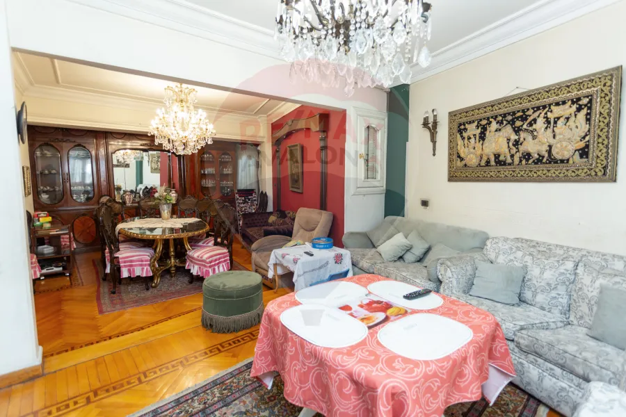 Penthouse apartment for sale 340 m Glim (Mostafa Fahmy St. - Steps from the sea)