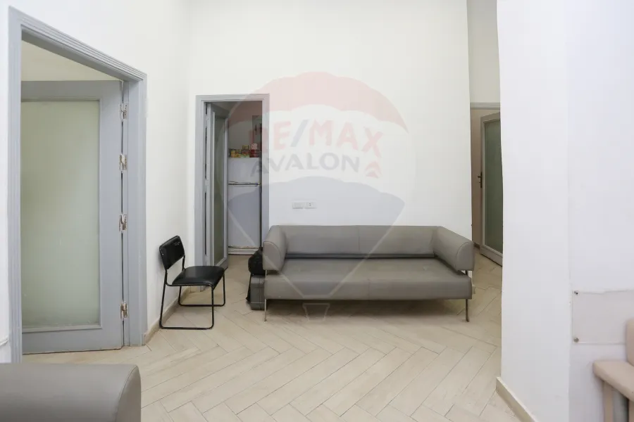 Office for sale 118 m Gleem (mostafa maher st.)