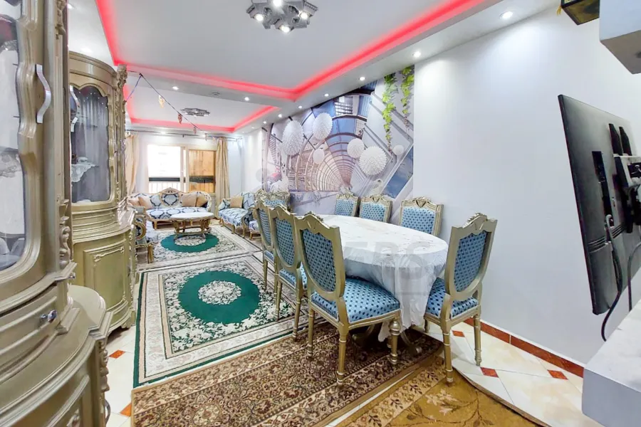 شقة للايجار المفروش 140 م كليوباترا (خطوات من البحر)