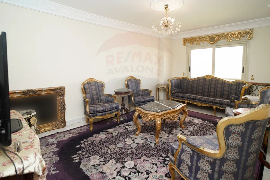 Apartment for sale 152 m Ibrahimia (in front of Sporting Club - Ahmed Allam St.)