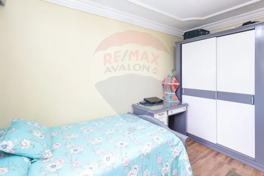 Apartment for sale 180 m Janaklis (steps from the tram - near Fathallah)