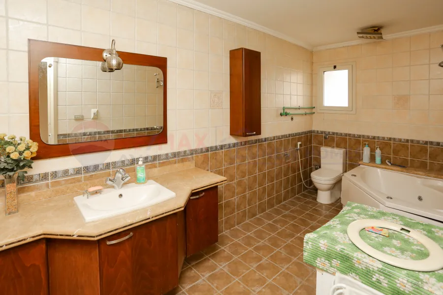 Duplex apartment for sale 314 m Moharam Bek (Moharam Basha district)