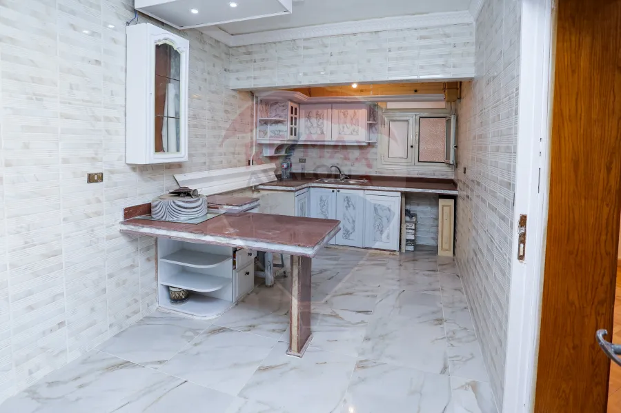 Apartment for sale 280m Tharwat (Abdel Hamid Tharwat St.)