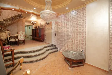 (شقة دوبلكس للبيع 320م سيدى بشر (متفرع من شارع خالد بن الوليد