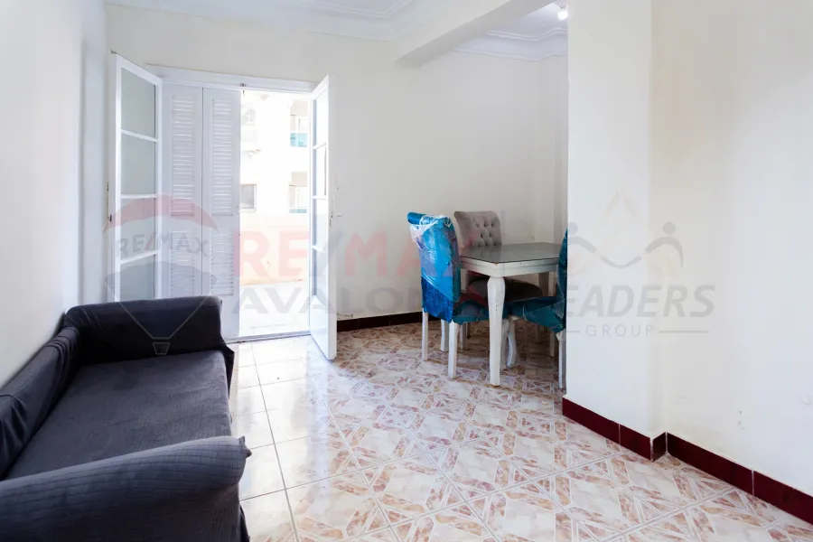 Licensed apartment for sale 120 m Cleopatra (directly on the sea)