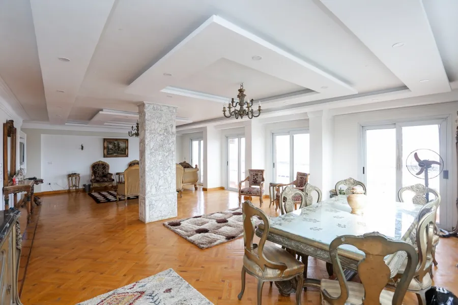 Furnished Apartment for rent 300 m Sidi Gaber (Number 3 From Corniche)