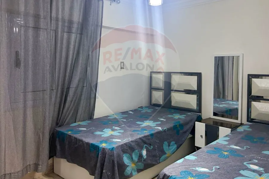 شقة للبيع 150 م بولكلي (ش ابراهيم راجي)