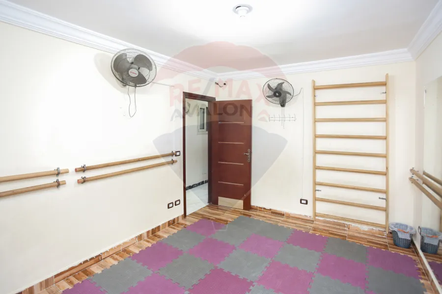 Apartment for sale 170 m Miami (steps from Gamal Abdel Nasser)