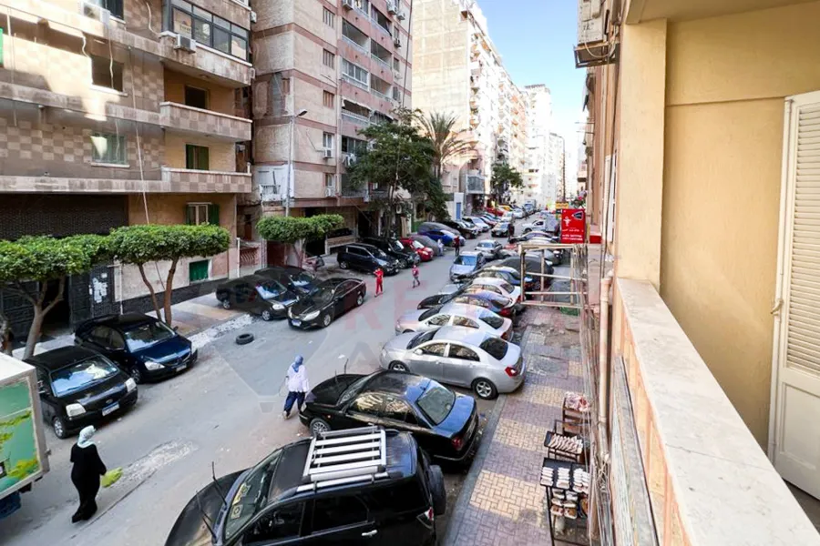 Apartment For Sale 148 m Sidy Bashr (Al Sagh Mohamed Abd Al Salam St.)