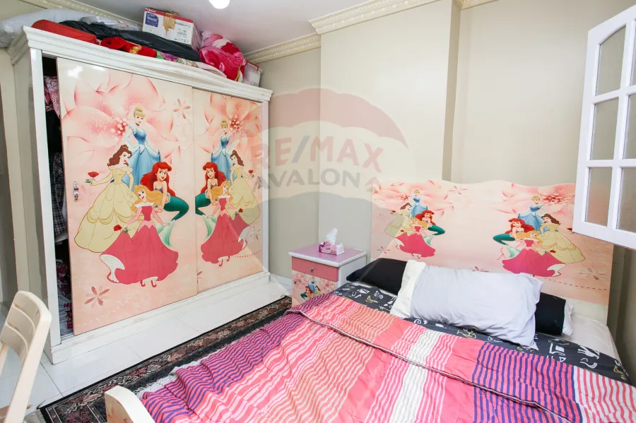 Apartment for sale 155 m Camp Chezar (steps from Sea & university bridge)