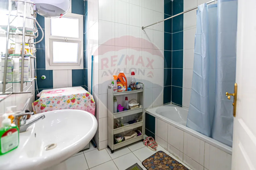 شقه للبيع 185 م لوران (ش سيرهنك )